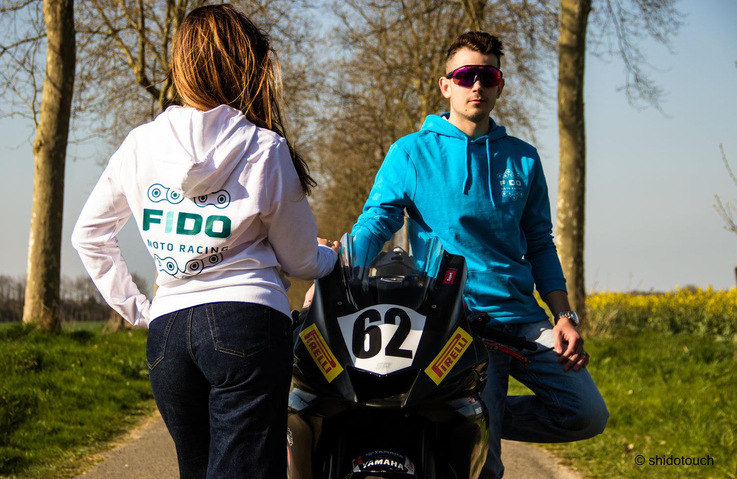 Sweat à capuche Fido Moto Racing